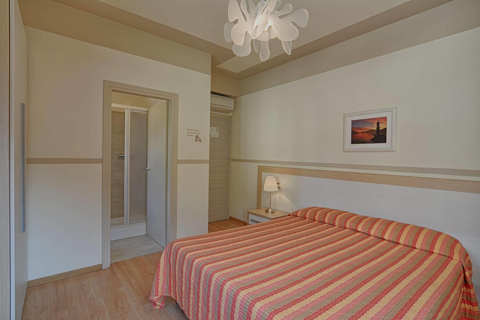 Hotel Europa - Сорико Екстериор снимка