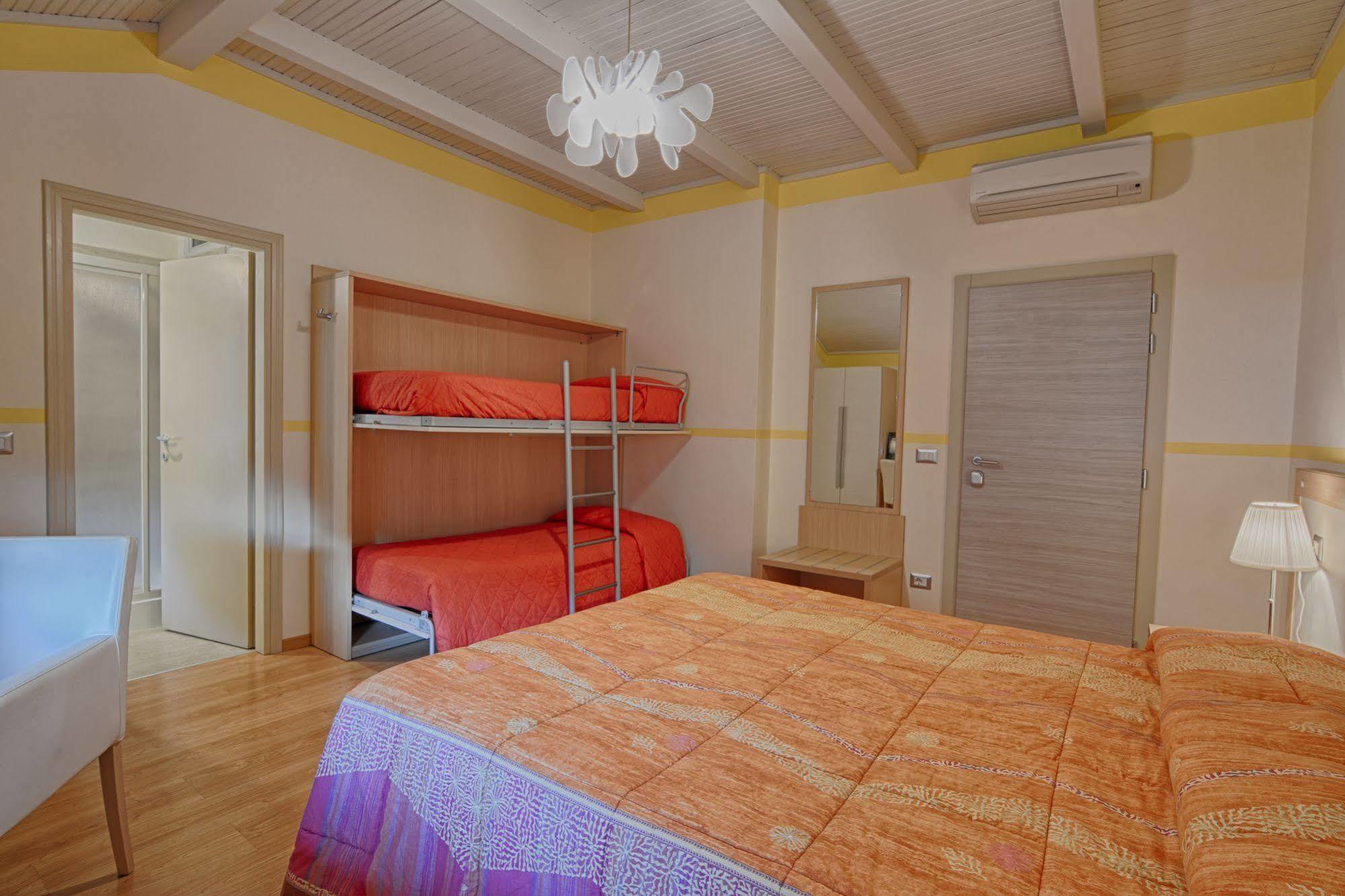 Hotel Europa - Сорико Екстериор снимка
