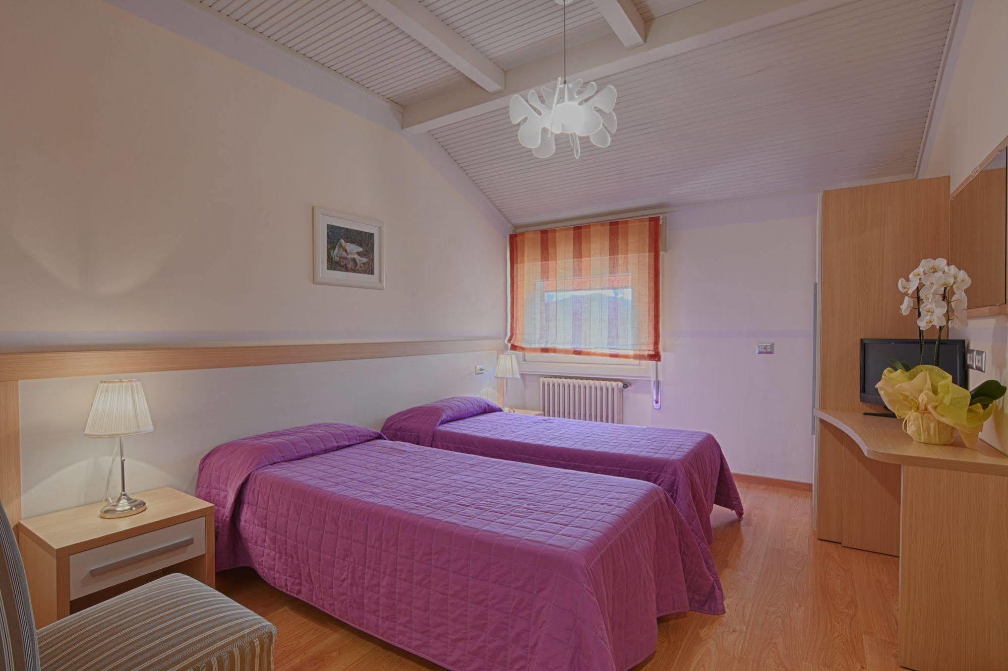 Hotel Europa - Сорико Екстериор снимка